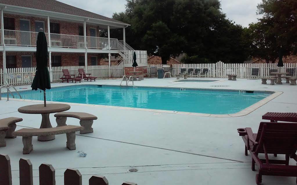 Lake View Inn Granbury Esterno foto